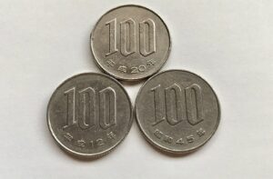 300円