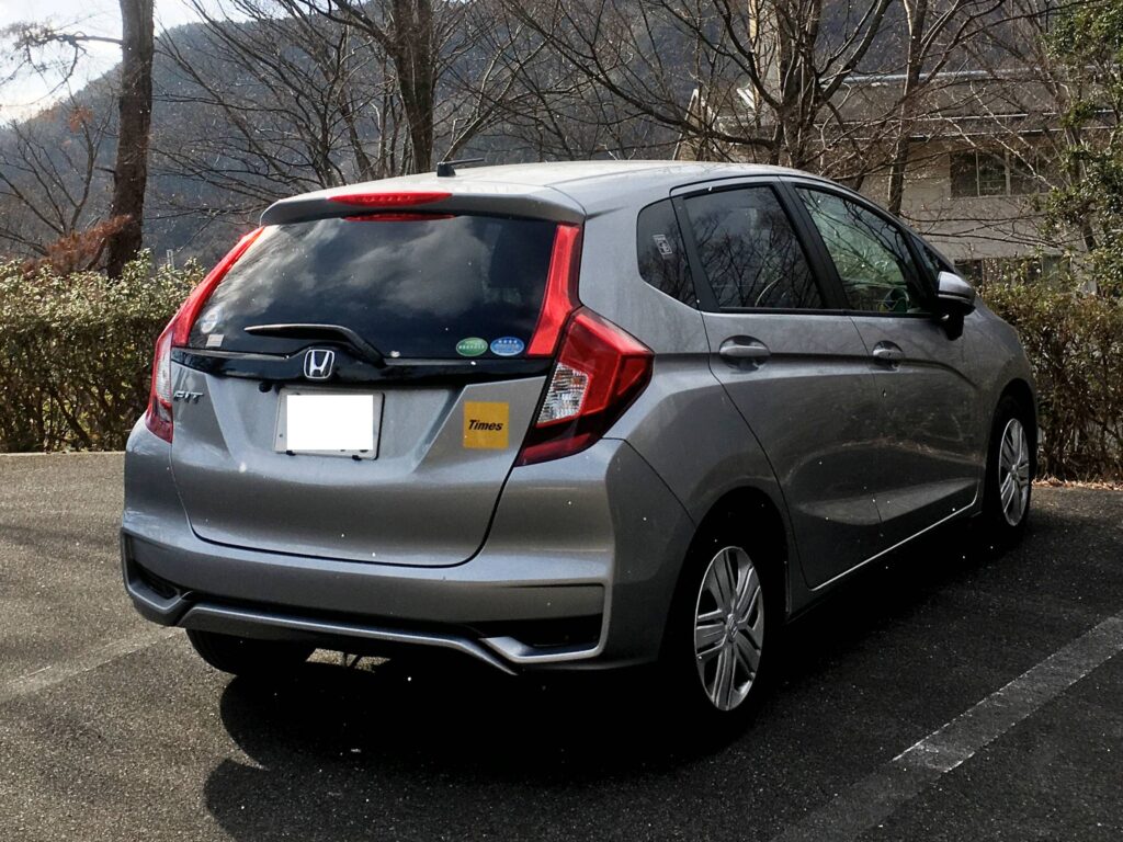 目的地に到着したタイムズカー 目的地に到着したタイムズカー