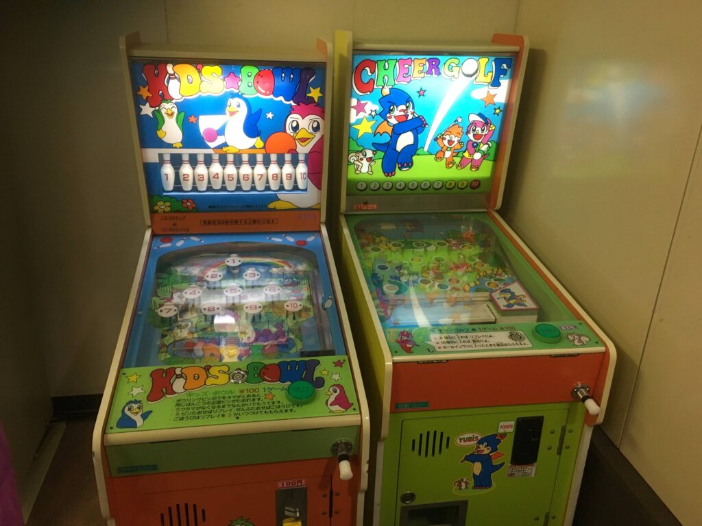 昭和な雰囲気のゲーム機 昭和な雰囲気のゲーム機